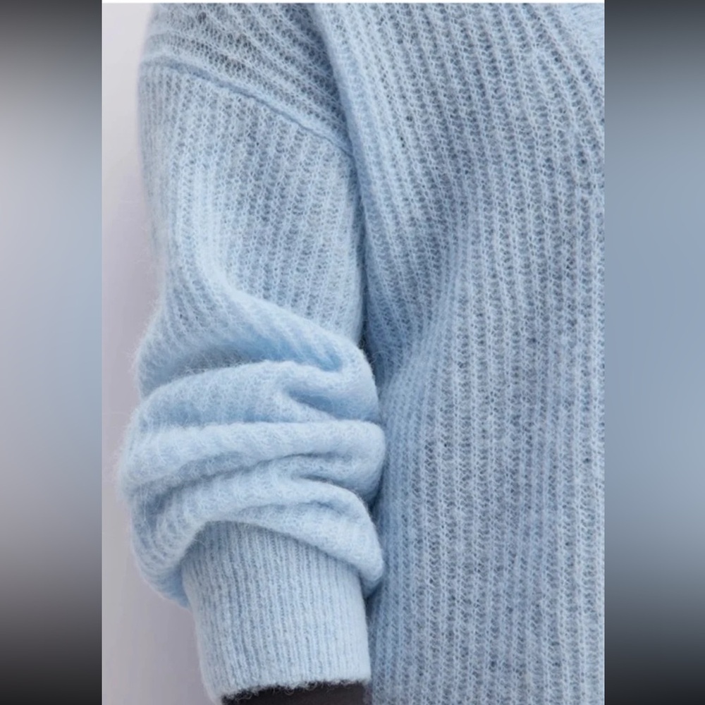 Everlane THE ALPACA OVERSIZED CARDIGAN 
size XXS oversized fits up to a Large - Picture 4 of 12